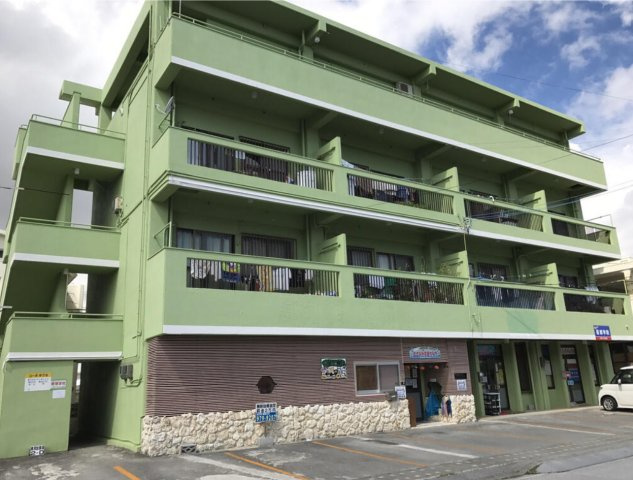 沖縄市泡瀬2丁目　収益アパート