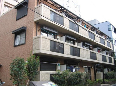 【外観】 | エメロードマンション | 鉄筋コンクリート造のがっちりとした造り。