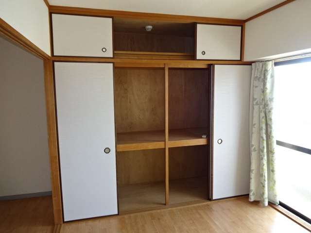 シティエステート城南の収納