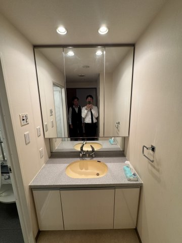 ロイヤルガーデン西浜の洗面所