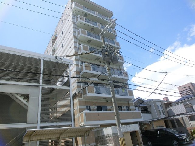 イーストレジデンスの外観