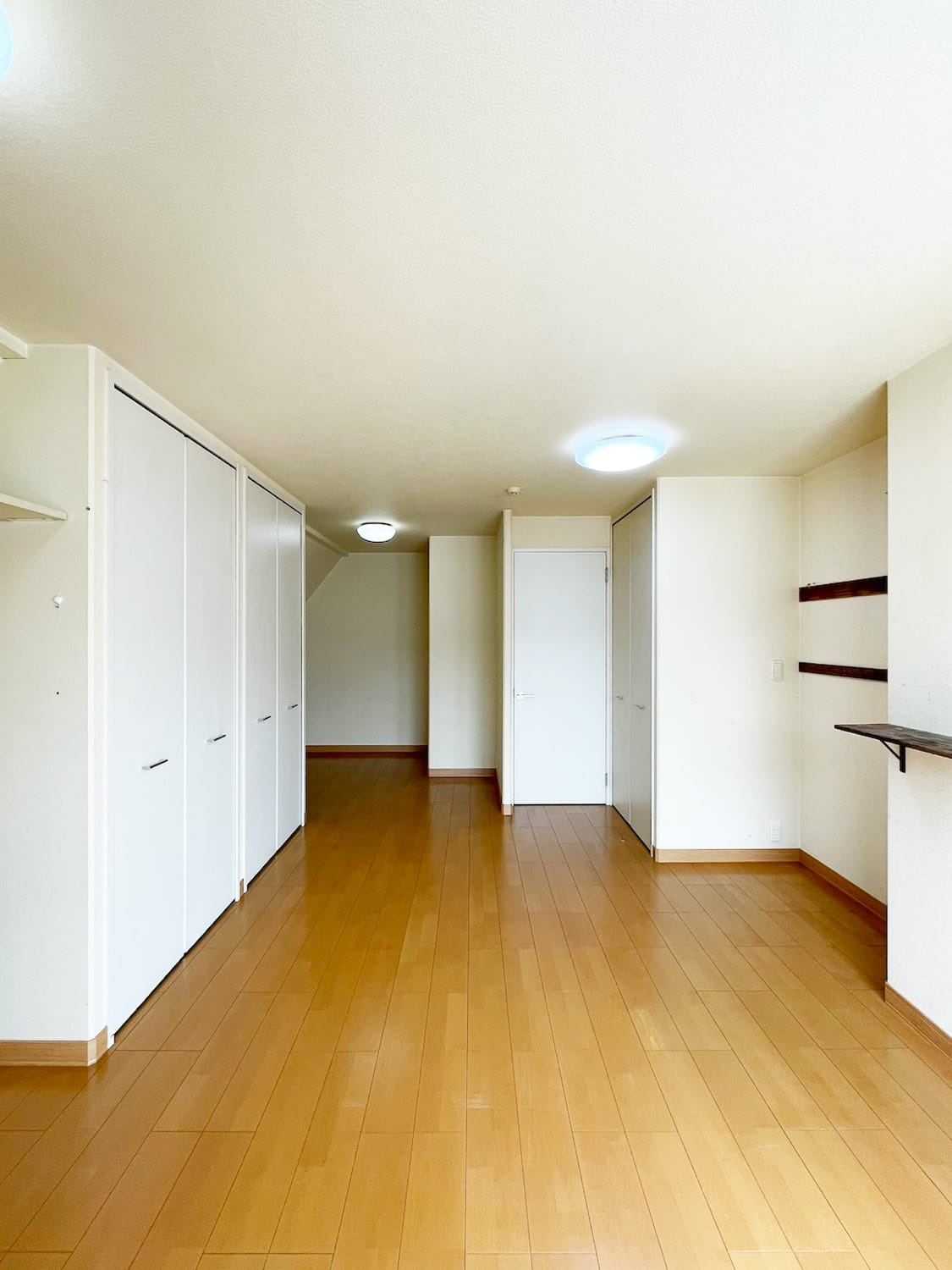 上大市一丁目　二世帯住宅の子供部屋|ゆったりした子供部屋です