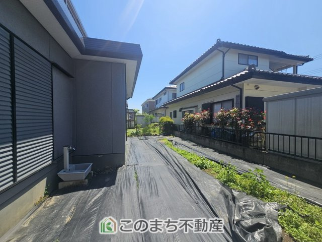 下野市祇園5丁目　中古戸建の庭|大きなお庭でご家族や友人を招いてＢＢＱもできますね！お子様の水遊びにもぴったりです☆