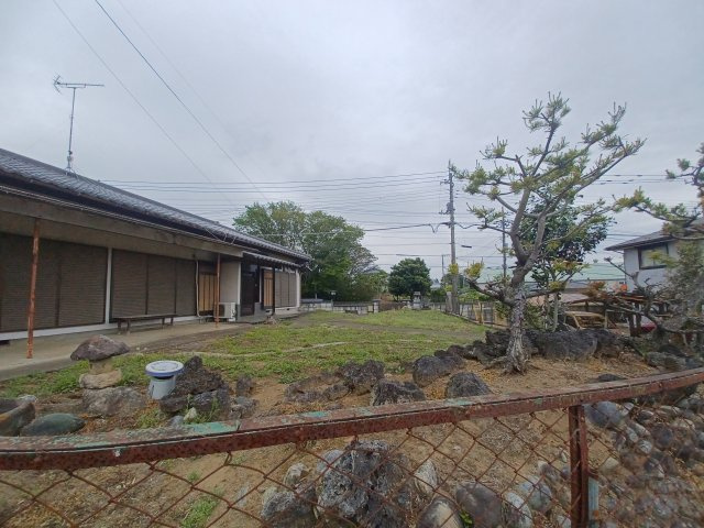 東松山市大字今泉301-1の一部、他 古家付土地385坪の外観
