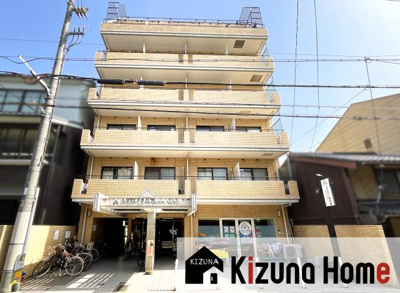 【外観】 | デトム・ワン烏丸二条 | 近くのスーパーは『フレスコ御池店』徒歩4分　コンビニは『セブンイレブン』と『ファミリーマート』が徒歩3分にありお買物には困りませんね。