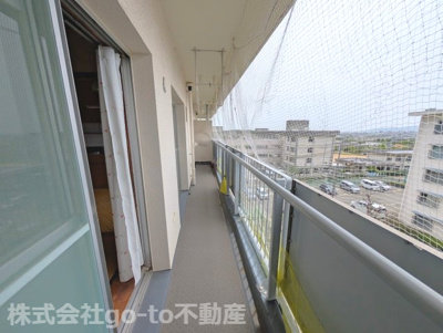 【バルコニー】 | 大久保東第一住宅19号棟 | 淡路島・明石海峡大橋が望めます♪