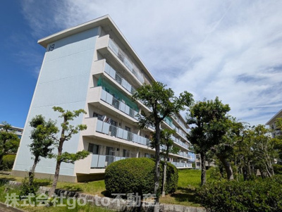 【外観】 | 大久保東第一住宅19号棟 | スーパーが近くてお買い物に便利です！