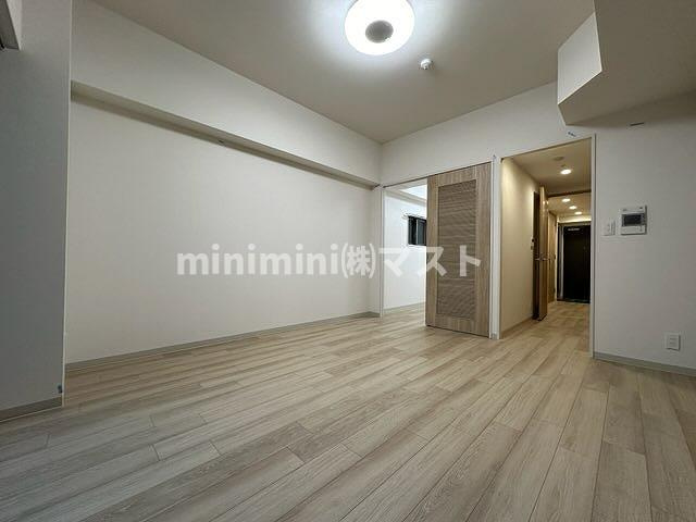 プレサンス堺筋本町エグゼブランの居間・リビング