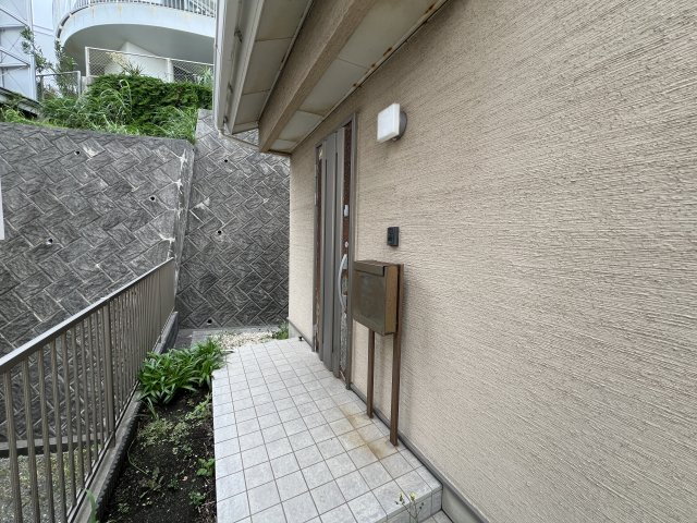 オーシャンビュー！リビングから江ノ島を一望できる眺望良好物件の外観