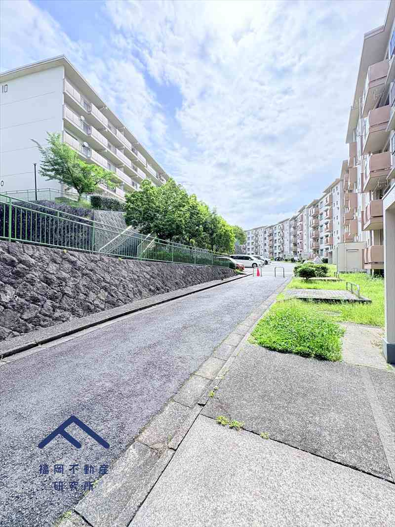 笹の台団地12号棟の外観