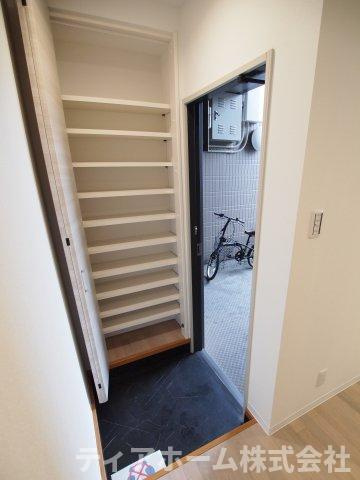コンフォート小川の玄関|落ち着いた玄関です
