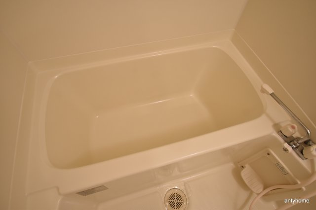 カルム小西2　仲介手数料無料の浴室
