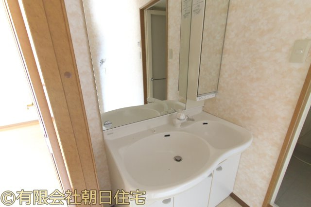 グランクール広・パークビューの独立洗面台