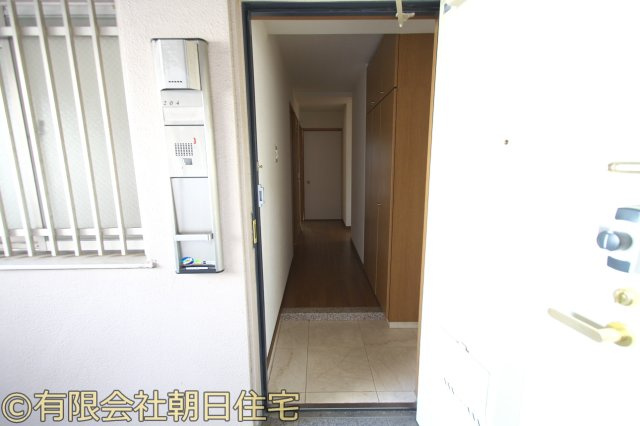 グランクール広・パークビューの玄関