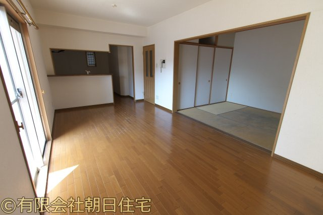 グランクール広・パークビューの居間・リビング