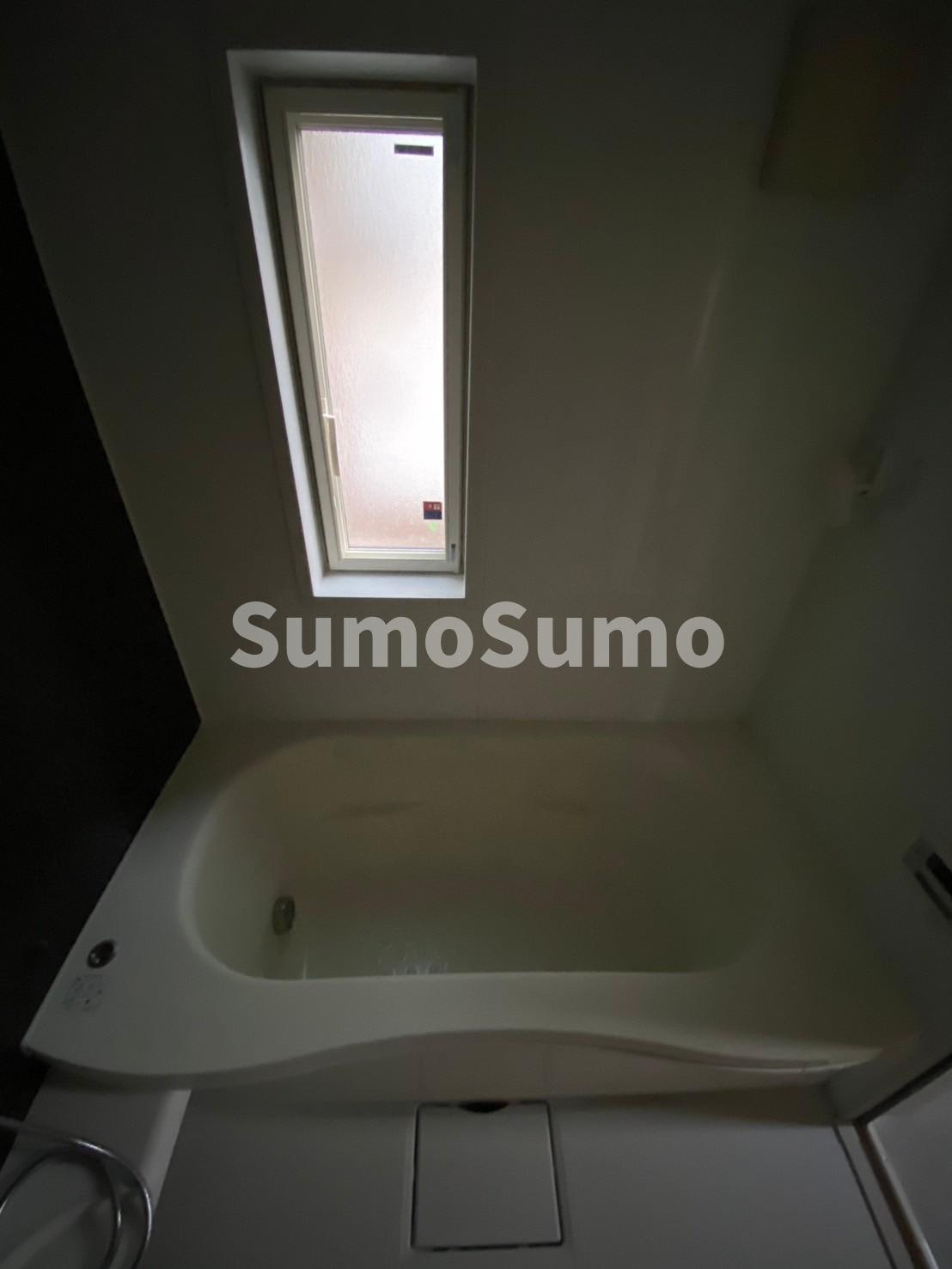 矢部町戸建貸家の浴室|コンパクトで使いやすいお風呂です