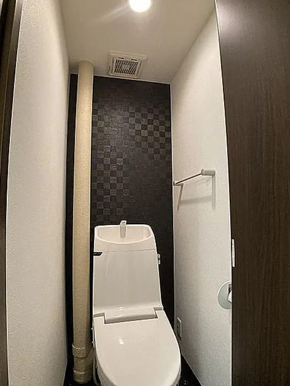 愛知県岡崎市　１棟売りマンション　収益物件　のトイレ