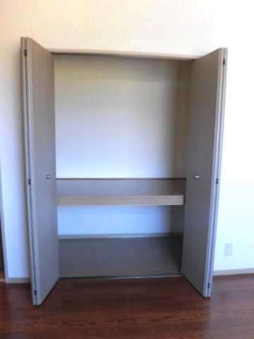 上益城郡益城町大字古閑のアパートの収納