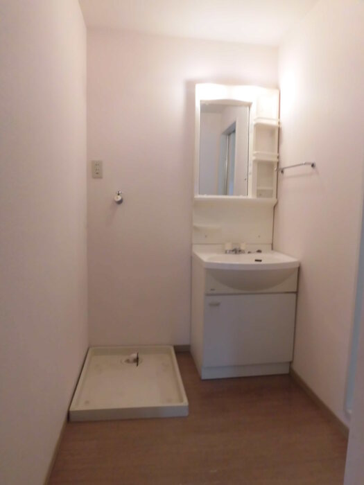 上益城郡益城町大字古閑のアパートの独立洗面台
