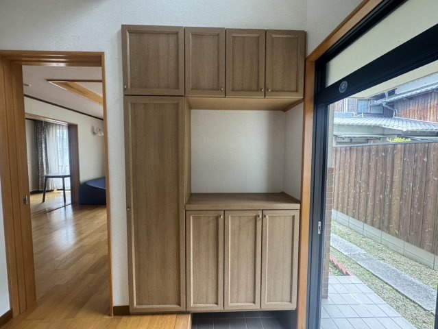 瀬戸内市邑久町虫明　中古戸建の玄関