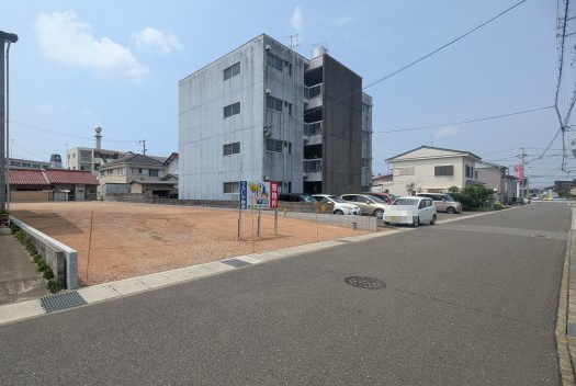 土地　則武東2丁目の前面道路含む現地写真