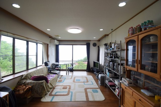 【居間・リビング】 | エンゼルフォレスト伊豆熱川別荘地　戸建