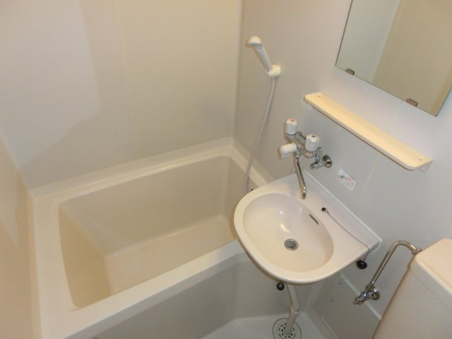 サンハウスの浴室|お風呂です