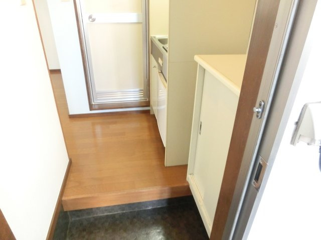 サンハウスの玄関|落ち着いた玄関です