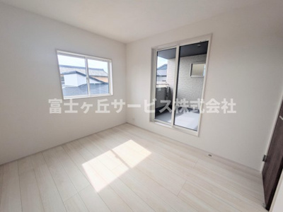 【洋室】 | 掛川市西大渕 新築一戸建て 1号棟 | 洋室です