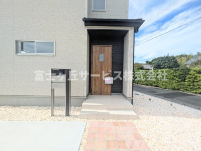 【エントランス】 | 掛川市西大渕 新築一戸建て 1号棟 | エントランスです