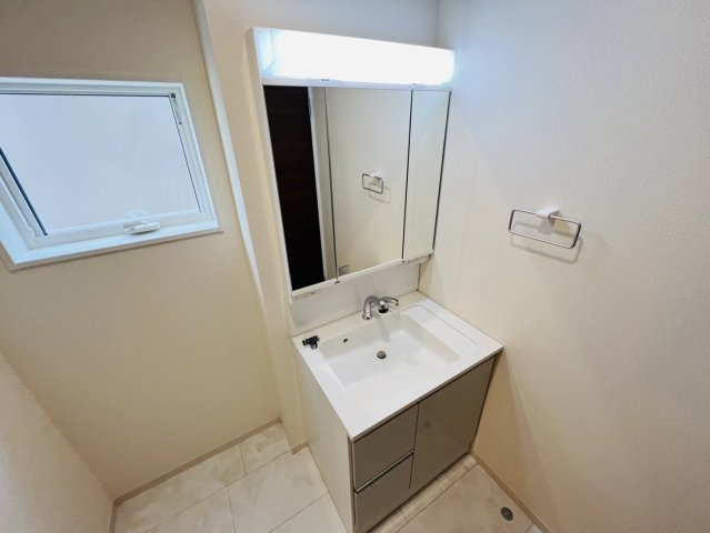 碧南市日進町２丁目11『仲介手数料無料』新築戸建ての独立洗面台