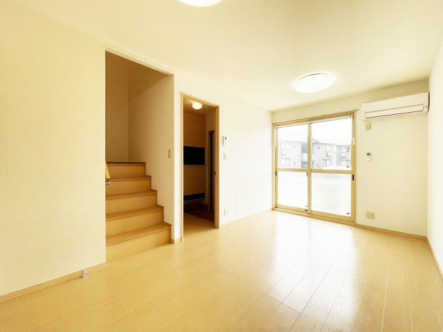 オーキッドコート　Ａ棟の居間・リビング