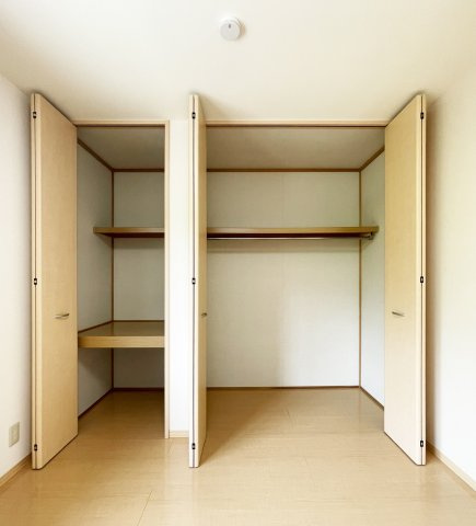 オーキッドコート　Ａ棟の収納