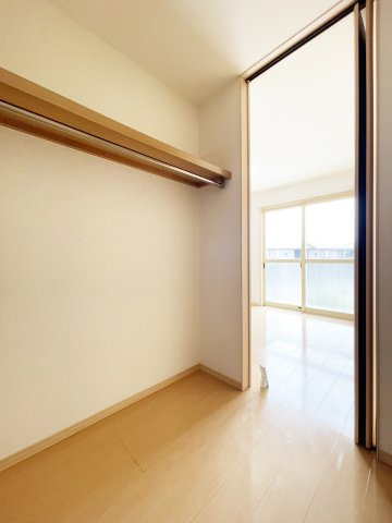 オーキッドコート　Ａ棟の収納