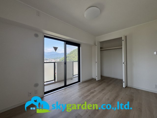 グリーンパーク秦野の洋室