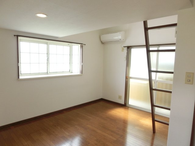 サンハウスの居間・リビング|ゆったりとしたリビングです