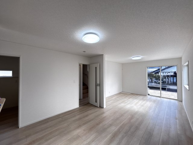 新築戸建　吉田町吉田字上迫（No.2／No.2）の駐車場