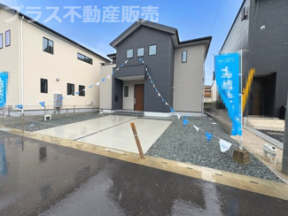 【外観】 | 現地写真。プラス不動産販売なら、現場の全ての棟をまとめてご見学頂けます。