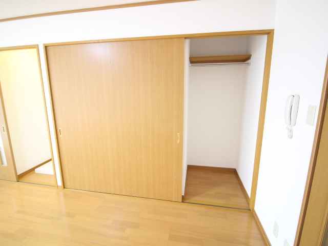 富士ハイツの収納