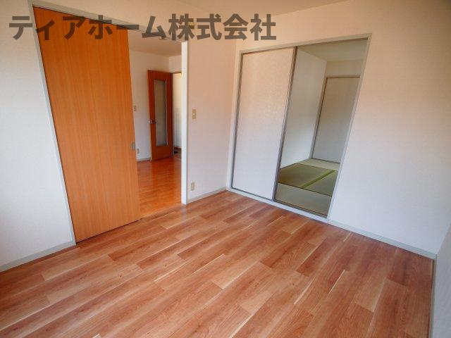 エルドラード五位堂Eの洋室|スタンダードな洋室です