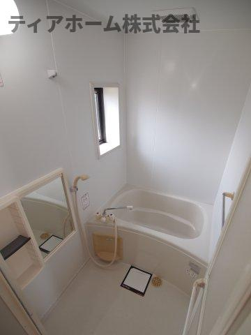 エルドラード五位堂Eの浴室|きれいなお風呂です