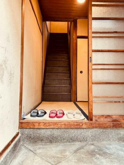 【玄関】 | 山科区北花山六反田町　中古テラスハウス