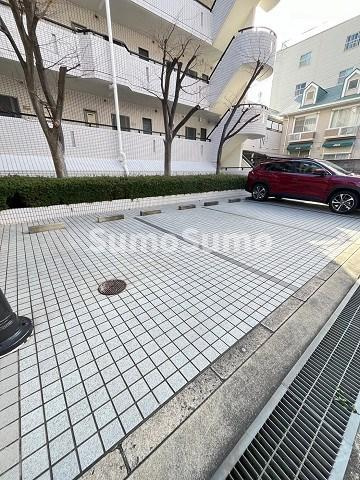 キングコーポラスⅡの駐車場