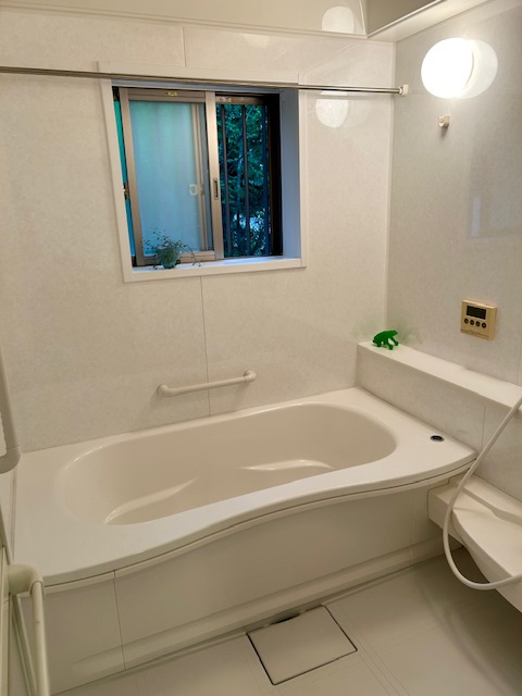 大津市北比良中古住宅の浴室