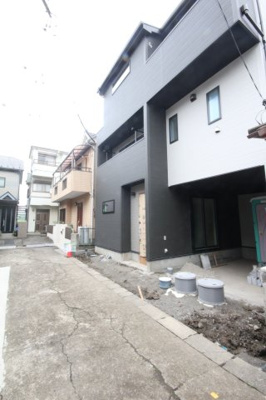 【前面道路含む現地写真】 | 三郷市谷口新築