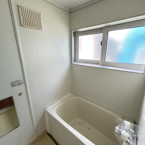 鈴木アパート（日の出町3丁目）の浴室