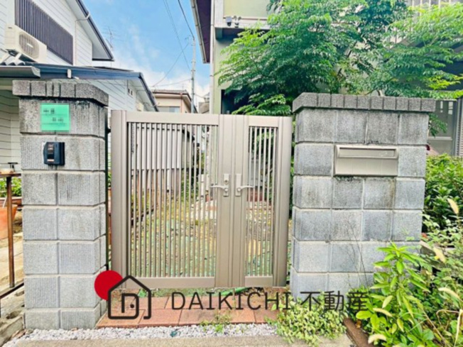 【玄関】 | 東松山市山崎町　中古戸建