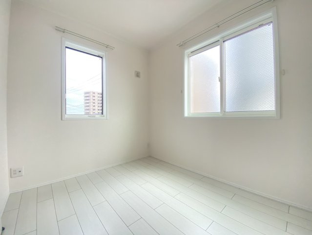 【新築】KINGDOM(キングダム)Ⅱ の洋室