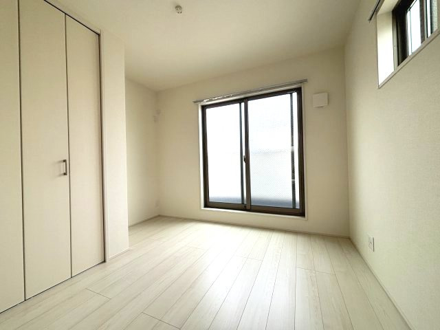 フジパレス戸建賃貸青山二丁目の洋室