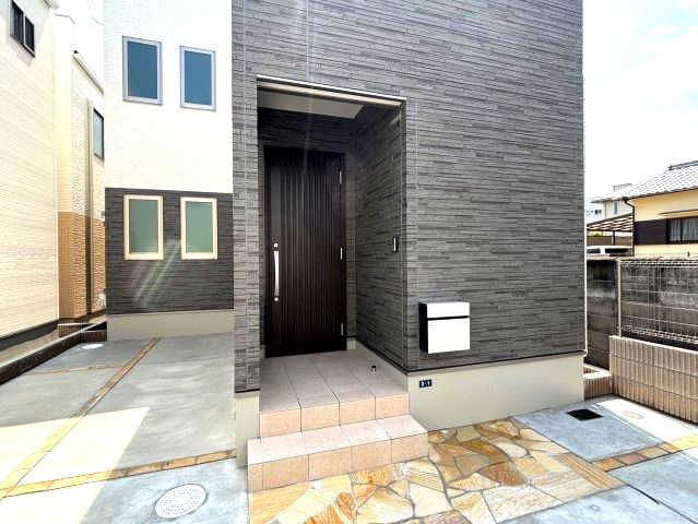フジパレス戸建賃貸青山二丁目のエントランス